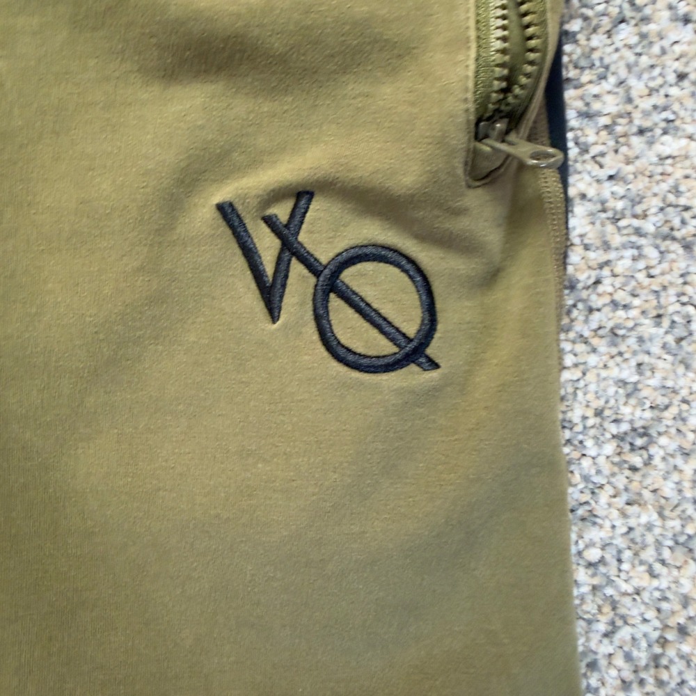 VO Olive Athletic Men's Shorts with Zip Pockets - Picture 8 of 11